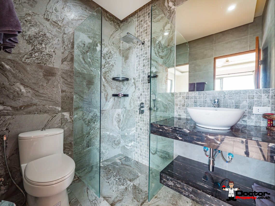 Two Pool Villa 5 Bedroom with Sea View in Hua Thanon, Koh Samui – For Sale